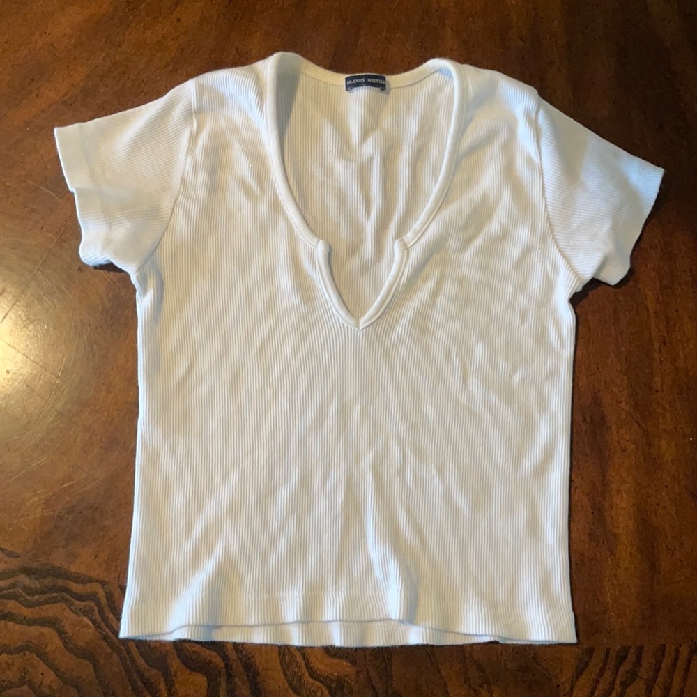 BRANDY MELVILLE TOP